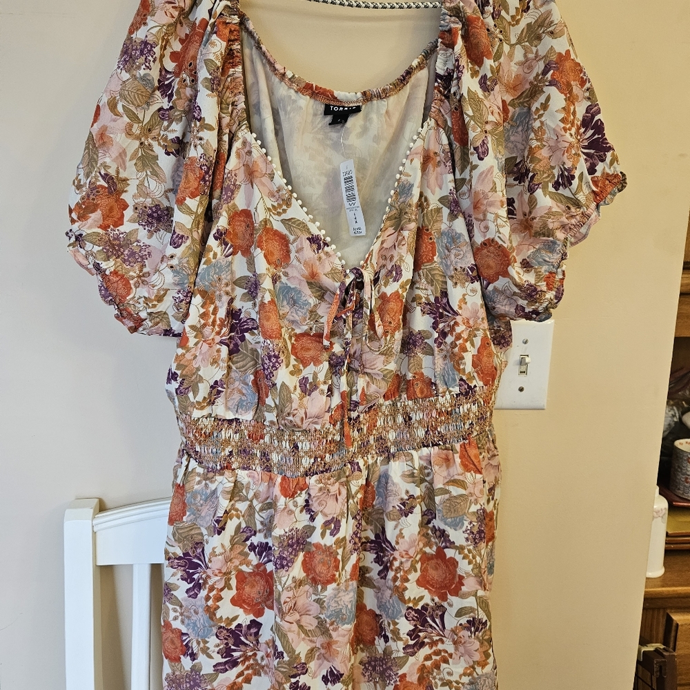 TORRID WOMENS TO SIZE 4x